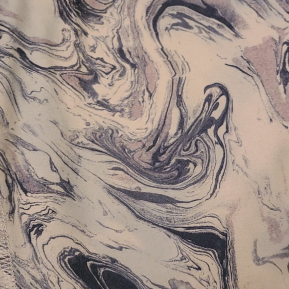 Thick high rise marble yoga pants - Picture 2 of 3